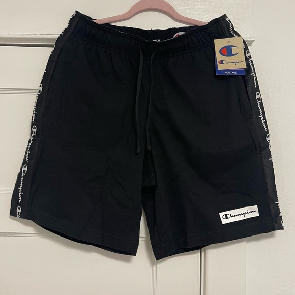 NWT Men’s Size Medium Champion Drawstring Striped Logo Print Jersey Shorts Black - Picture 5 of 12